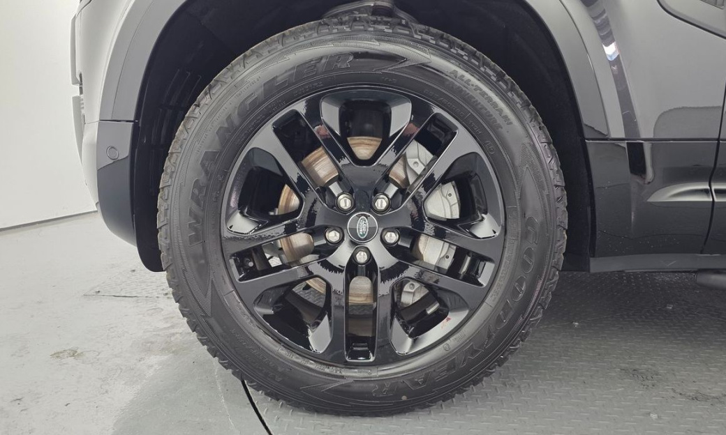 Land Rover Defender 130 P400 Outbound, 2024
