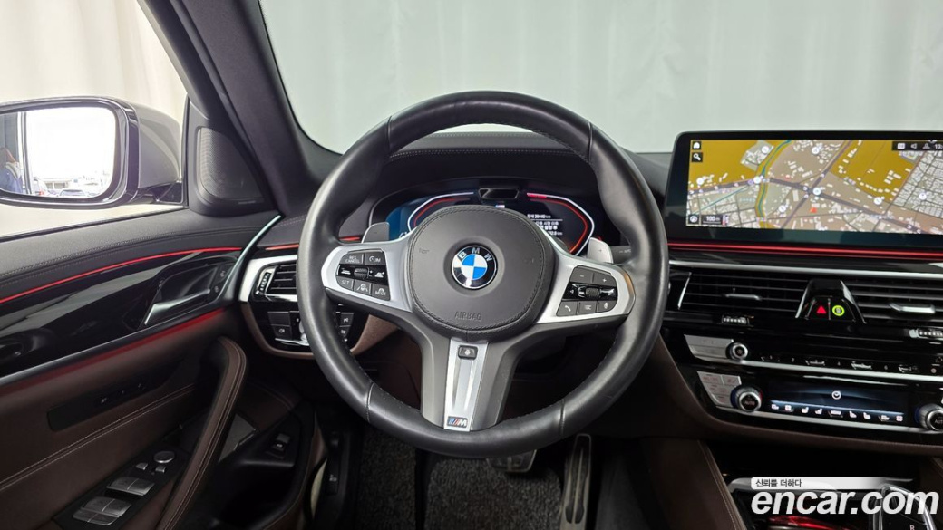 BMW 5-Series 530i M Sport Package, 2022