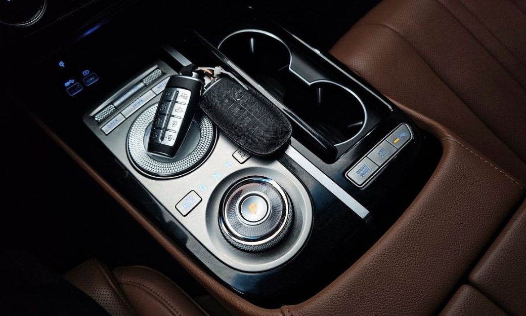 Genesis G80 Gasoline 2.5 Turbo AWD, 2022