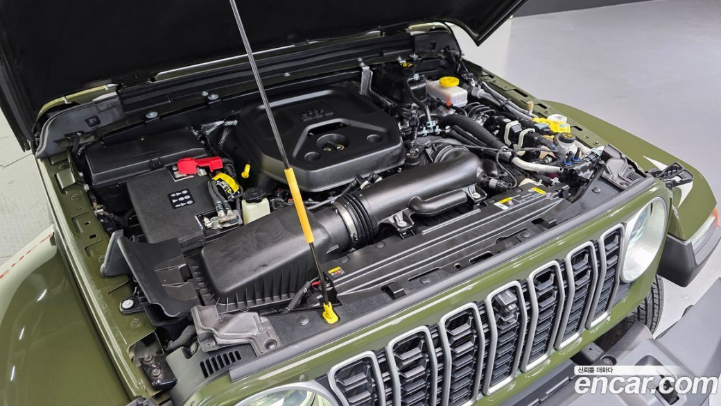 Jeep Wrangler 2.0 Sahara Power Top 4Door, 2024