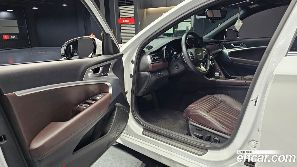 Genesis G70 Gasoline 2.0T 2WD, 2022