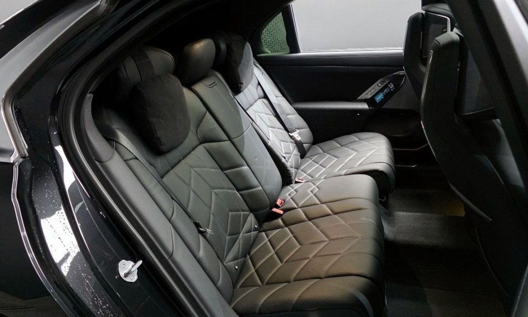 BMW 7-Series 740d xDrive M Sport, 2024