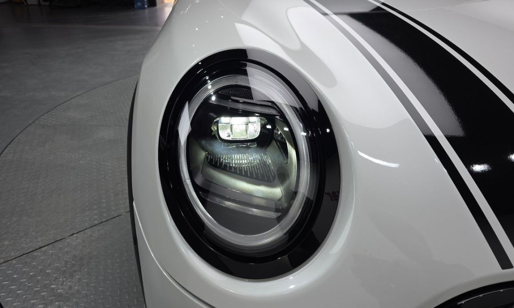 Mini Cooper 5Door Essential, 2025