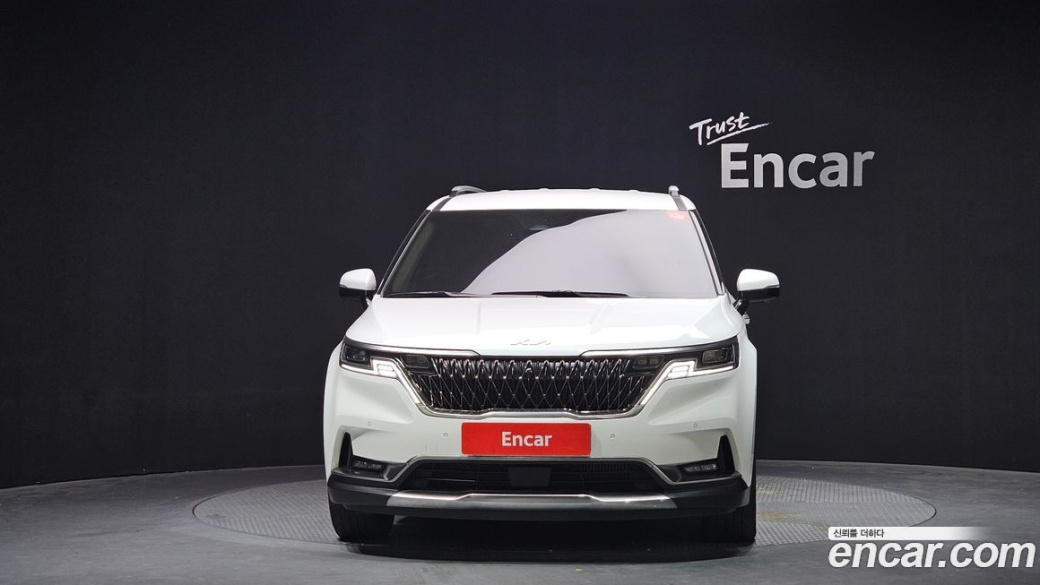 Kia Carnival 9-Seater Signature, 2023