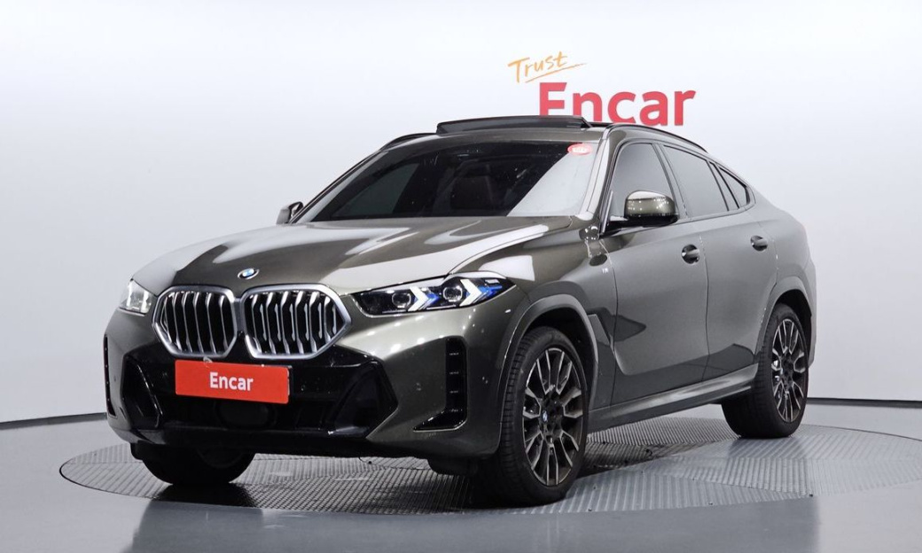 BMW X6 xDrive40i M Sport, 2025