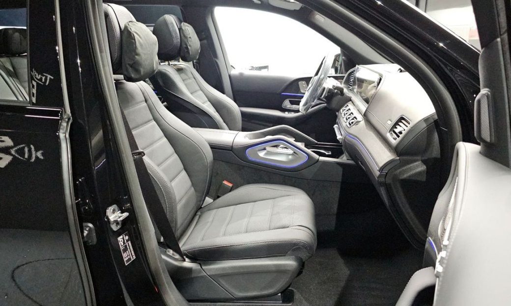 Mercedes-Benz GLS-Class GLS450d 4MATIC, 2026