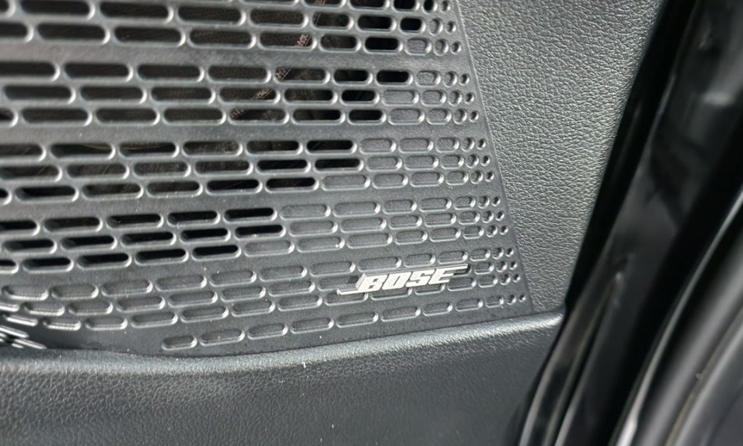 Hyundai Staria 4WD Lounge 7-Seater, 2025