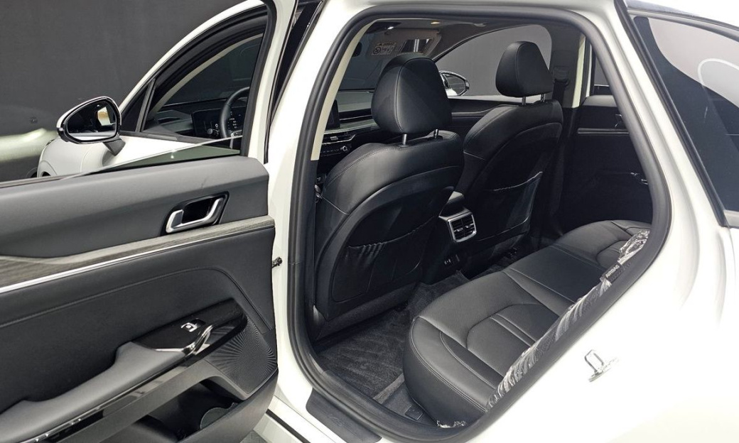 Kia K5 2.0, 2024