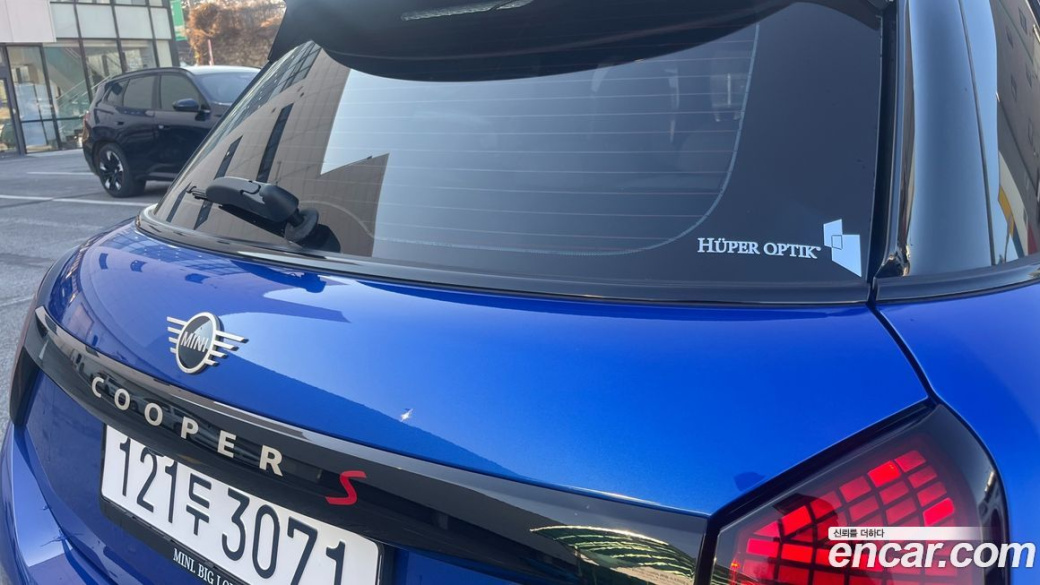Mini Cooper 5 Door Favoured, 2025