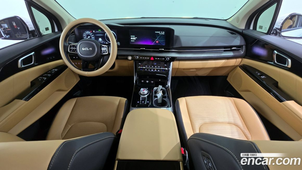 Kia Carnival 7-Seater Signature, 2023
