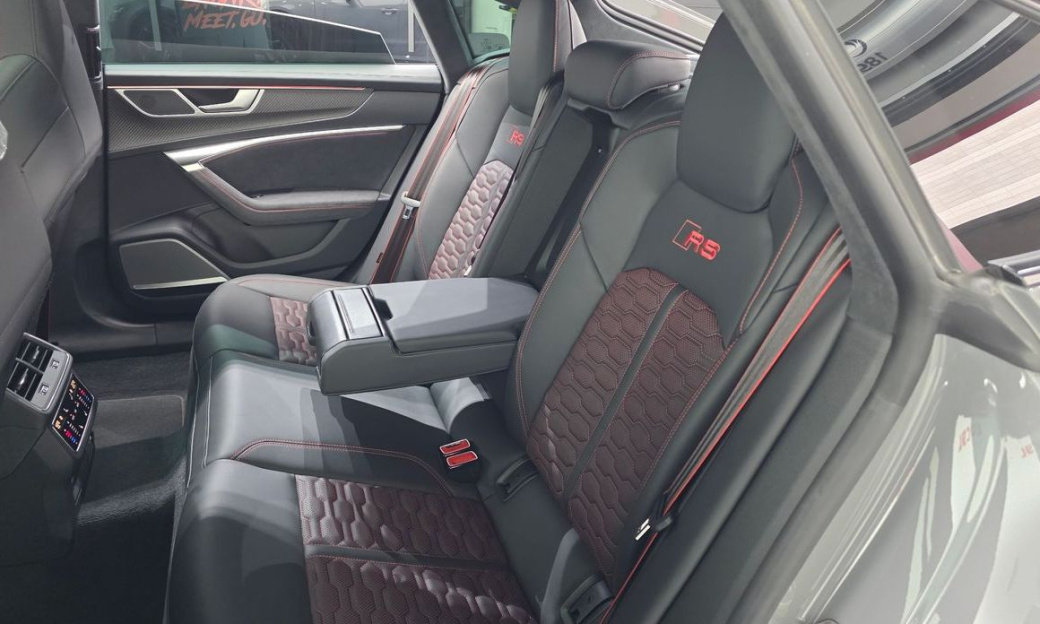 Audi RS7 4.0 TFSI Quattro Performance, 2025