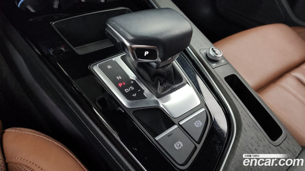 Audi A4 40 TFSI Premium, 2023