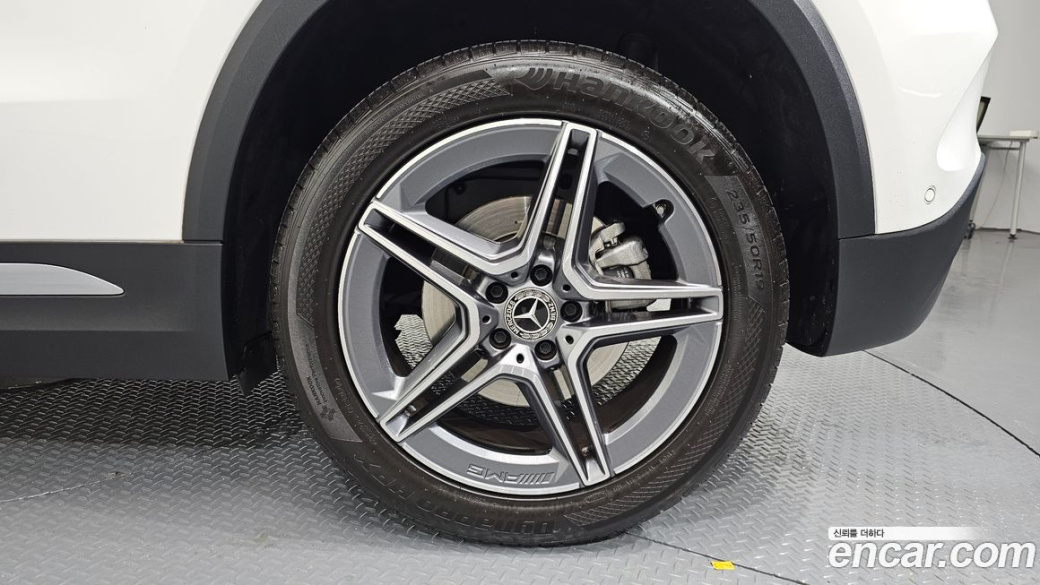 Mercedes-Benz GLA-Class GLA250 4MATIC, 2023
