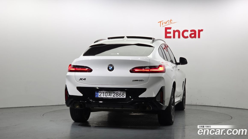 BMW X4 xDrive20i M Sports Pro, 2024