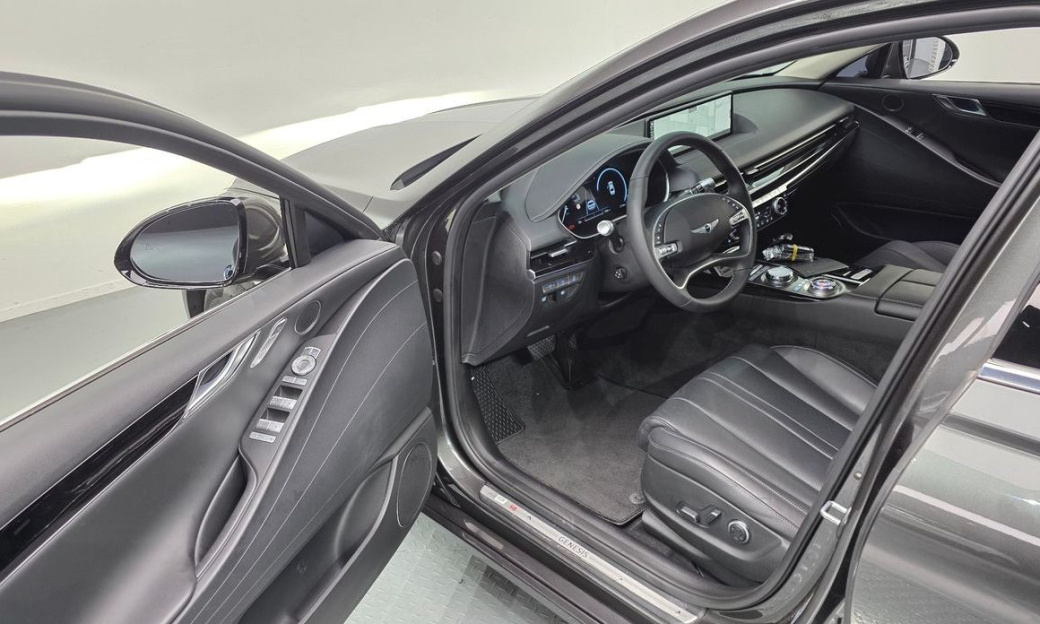 Genesis G80 Gasoline 2.5 Turbo AWD, 2024