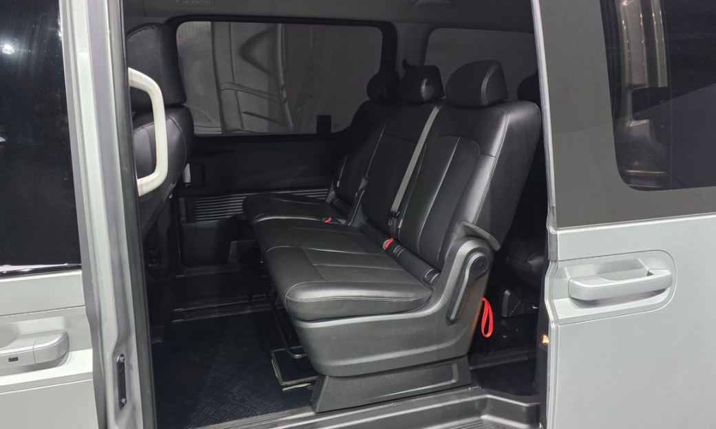 Hyundai Staria Tourer 9-Seater, 2025