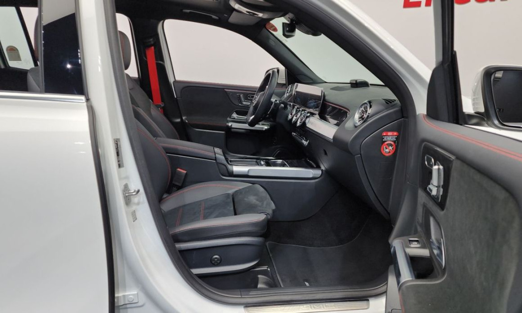 Mercedes-Benz GLB-Class AMG GLB35 4MATIC, 2025