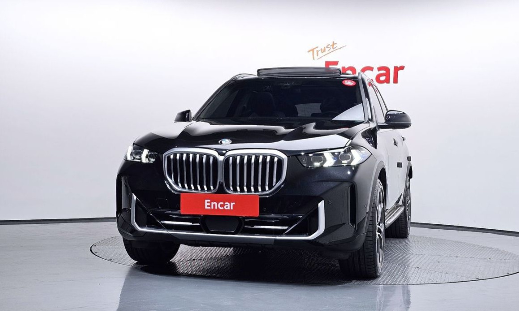 BMW X5 xDrive 40i xLine, 2024