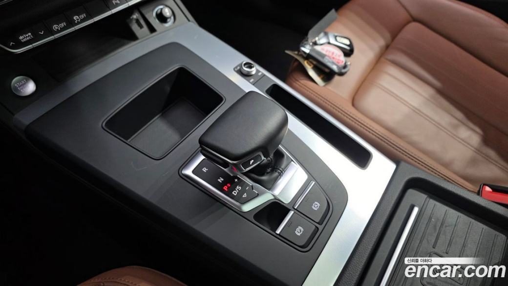 Audi Q5 45 TFSI Quattro Premium, 2023