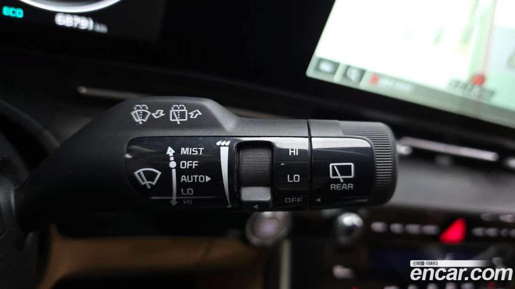 Kia Carnival 9-Seater Signature, 2022