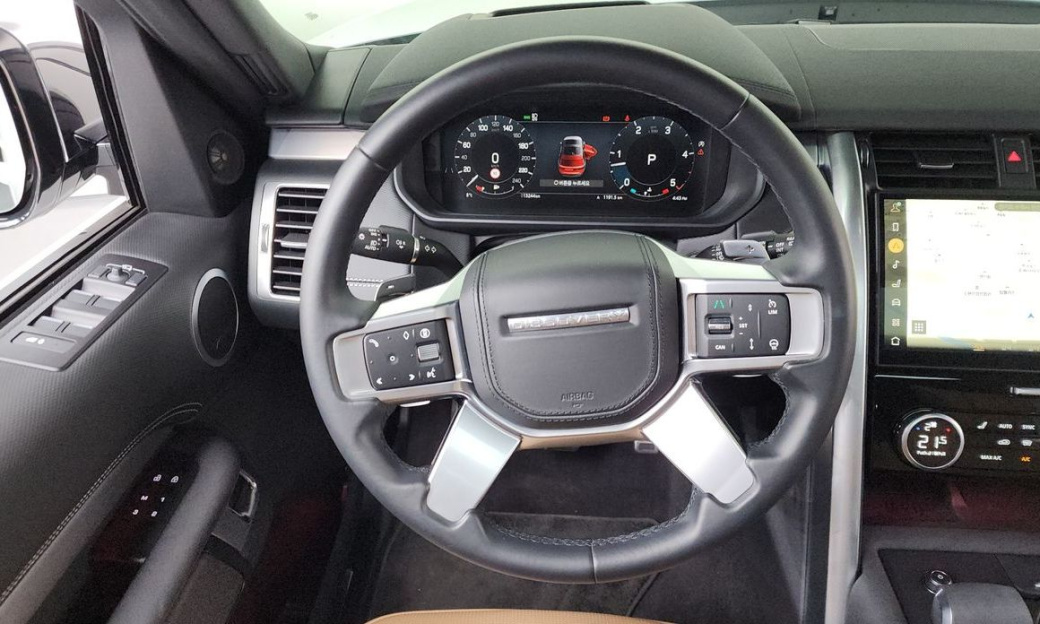 Land Rover Discovery D300 Dynamic HSE, 2024