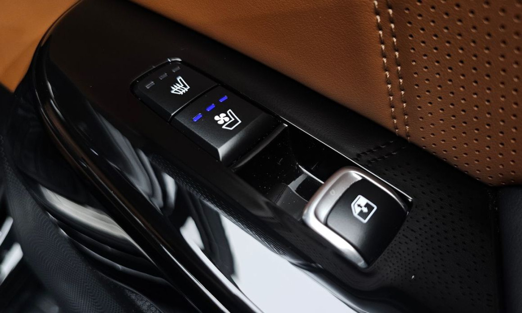 Kia Mohave Diesel 3.0 4WD 6-Seater, 2022