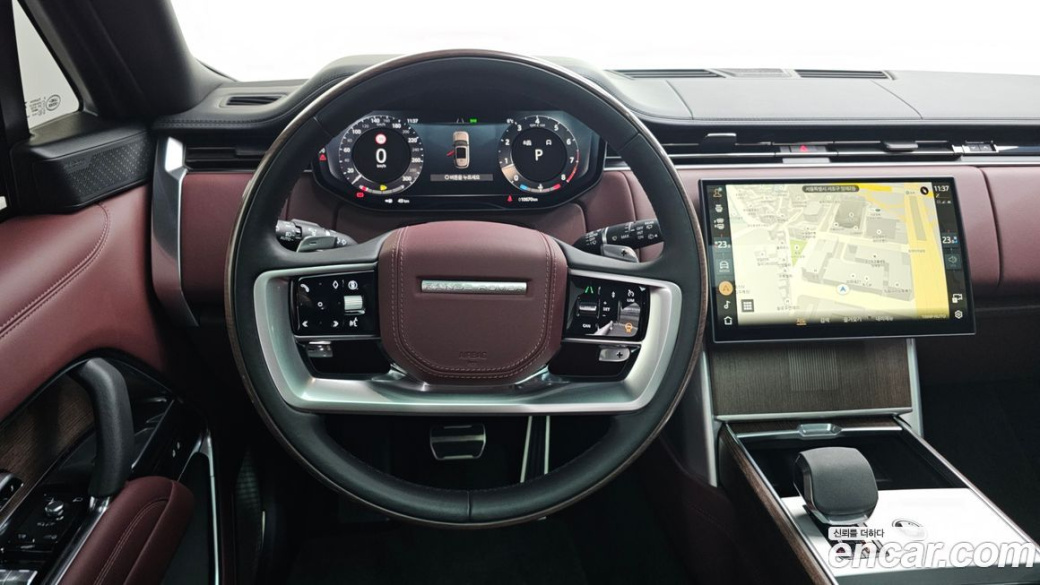 Land Rover Range Rover P530 Autobiography, 2024