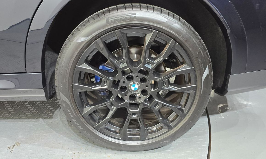 BMW X6 xDrive40i M Sport, 2025