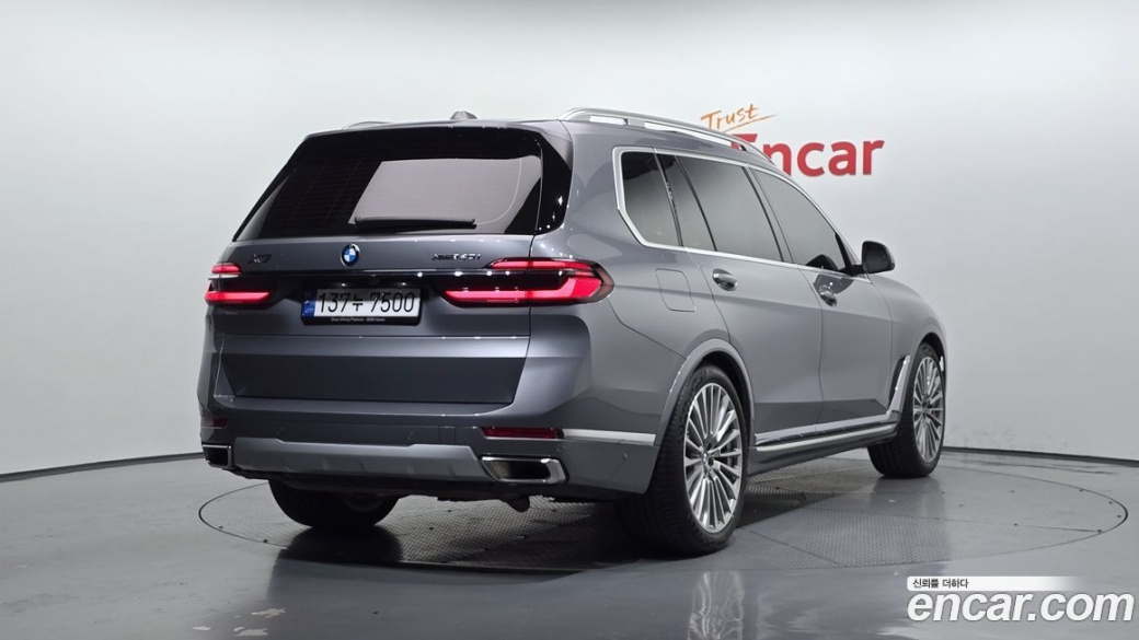 BMW X7 xDrive 40i Design Pure Excellence 6-Seater, 2023
