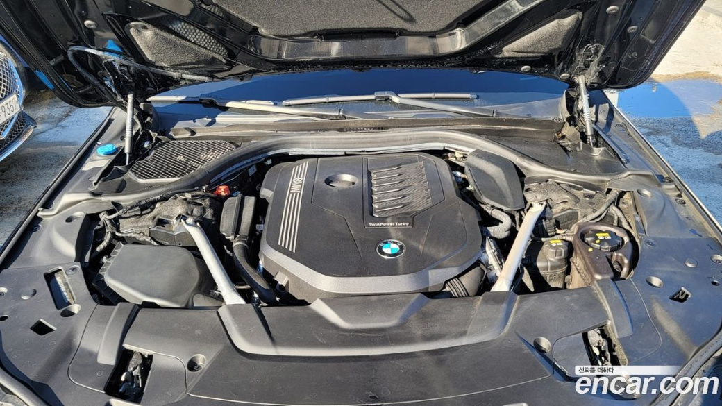 BMW 7-Series 740i M Sport, 2022