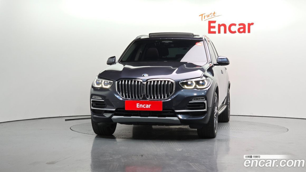 BMW X5 xDrive 40i xLine, 2021