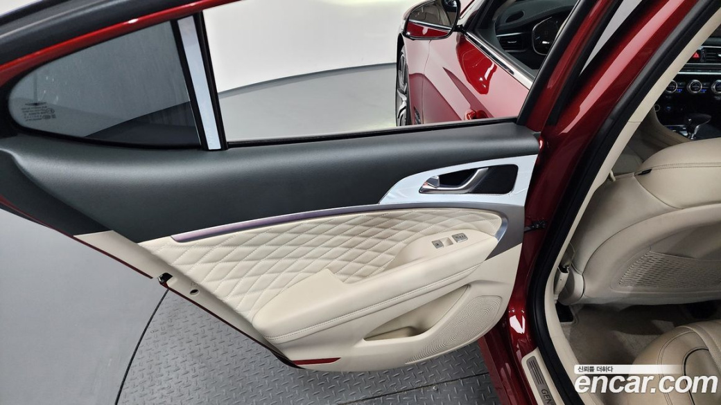 Genesis G70 Gasoline 2.0T 4WD, 2023