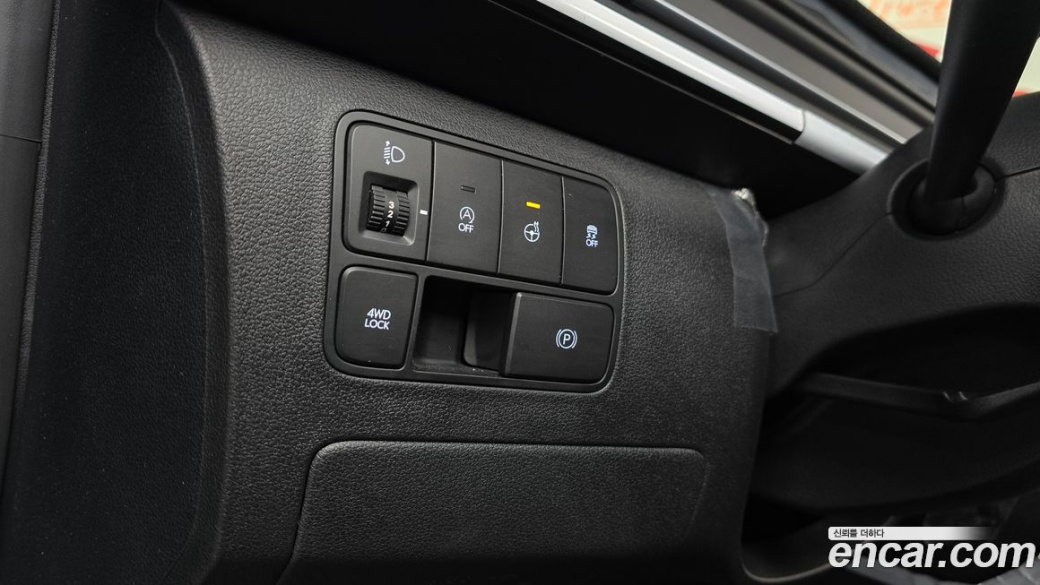 Hyundai Staria 4WD Lounge 7-Seater, 2025