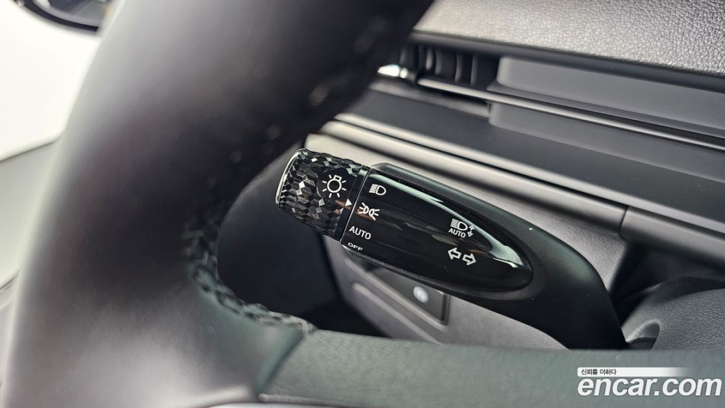 Hyundai Staria Tourer 9-Seater, 2025