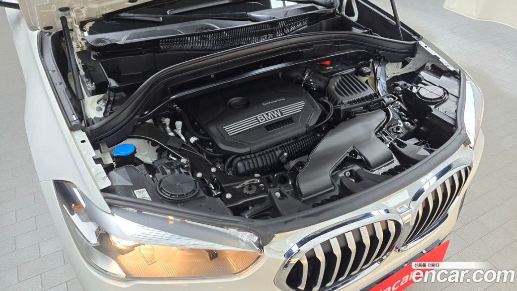 BMW X1 xDrive 20i xLine, 2022