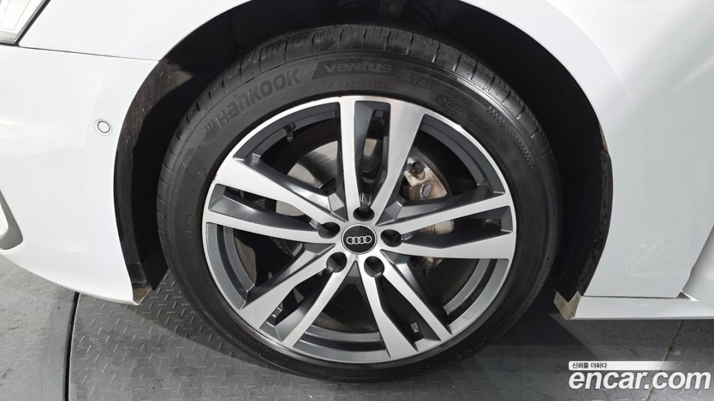 Audi A6 40 TDI Premium, 2022