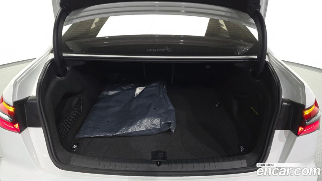 Audi A6 45 TFSI Quattro Premium, 2023