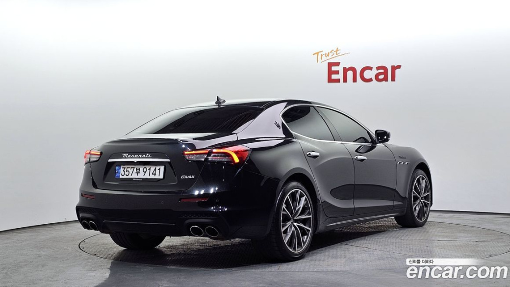Maserati Ghibli 3.0 Modena, 2022