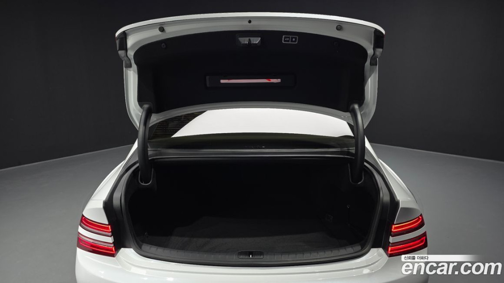 Genesis G80 Gasoline 2.5 Turbo AWD, 2023
