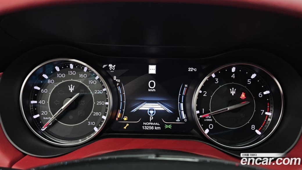 Maserati Ghibli 2.0 GT, 2023