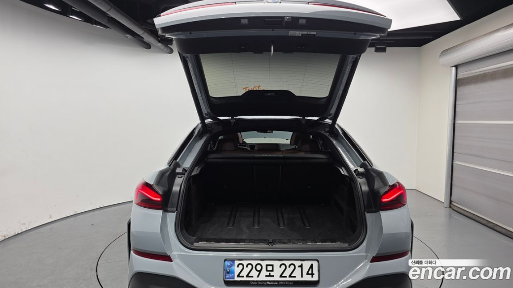 BMW X6 xDrive30d M Sport, 2025
