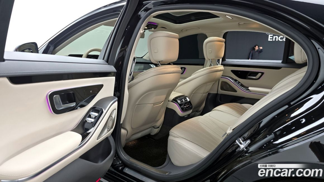 Mercedes-Benz S-Class S350 d, 2022