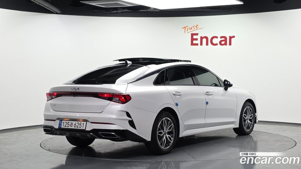 Kia K5 2.0, 2023