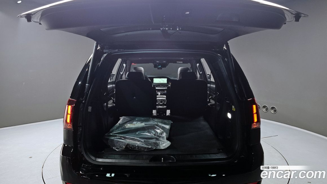 Kia Mohave Diesel 3.0 4WD 6-Seater, 2023