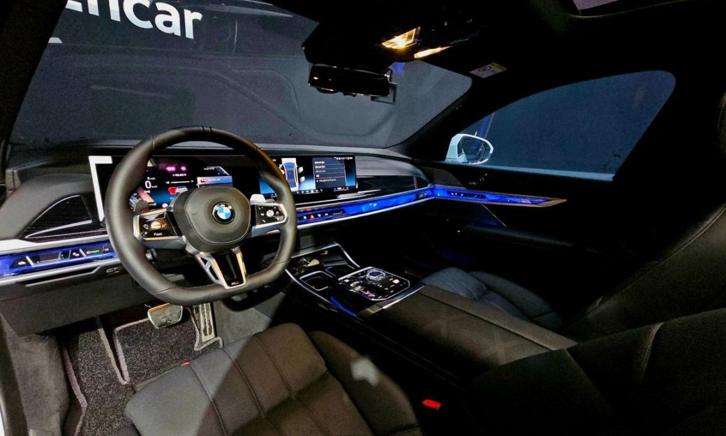 BMW 7-Series 740d xDrive M Sport, 2025