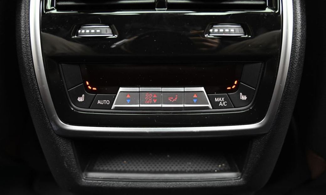 BMW X5 M50i, 2022