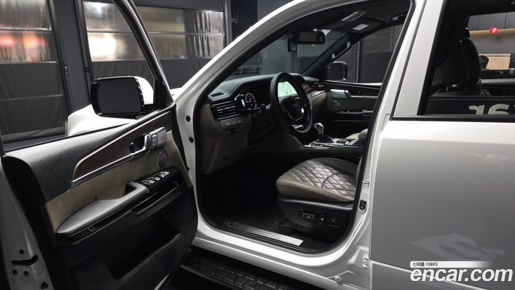 Kia Mohave Diesel 3.0 4WD 5-Seater, 2022