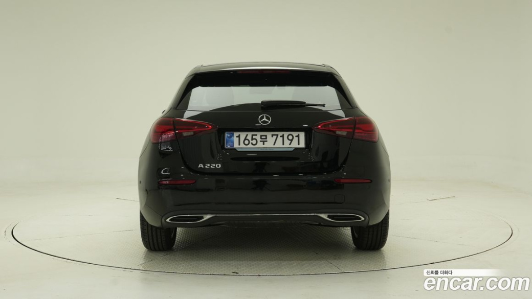 Mercedes-Benz A-Class A220 Hatchback, 2024