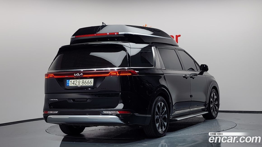 Kia Carnival 9-Seater Hi-Limousine, 2023
