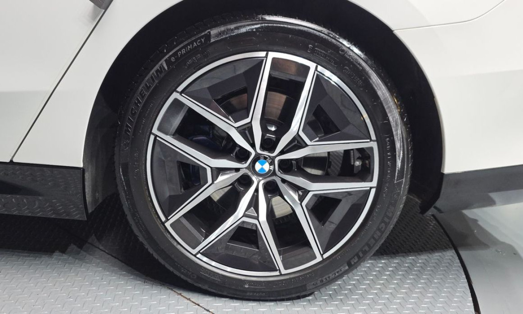 BMW 5-Series 520i M Sport, 2024